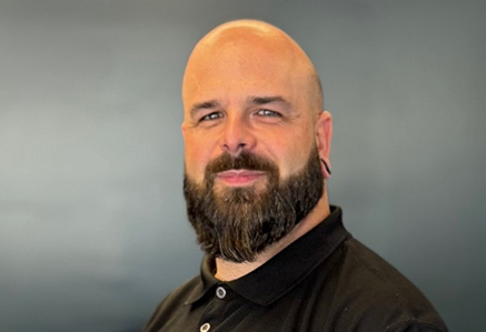 portrait of Sam Simpson, Gazley Škoda Lower Hutt service advisor