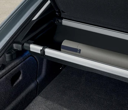Boot of a Skoda with a raised pocket shelf
